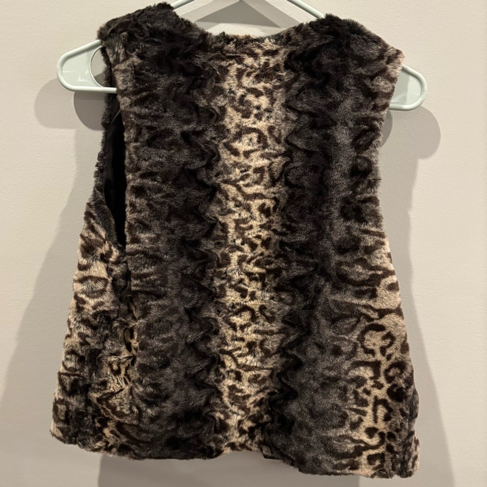 Caché Fur Vest - Picture 2 of 6